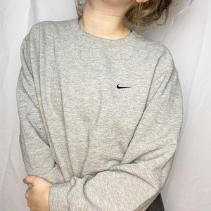 Vintage Grey Tag Nike Crewneck!!
